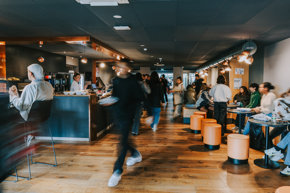 La cafétéria du Bâtiment 1